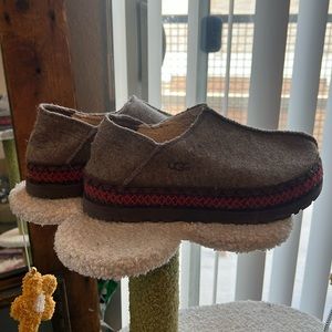 UGG Refelt Tasman Slippers